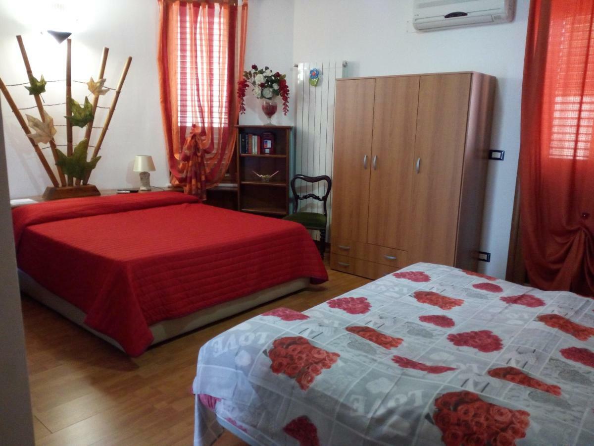 B&B Leonida Taranto Exterior foto
